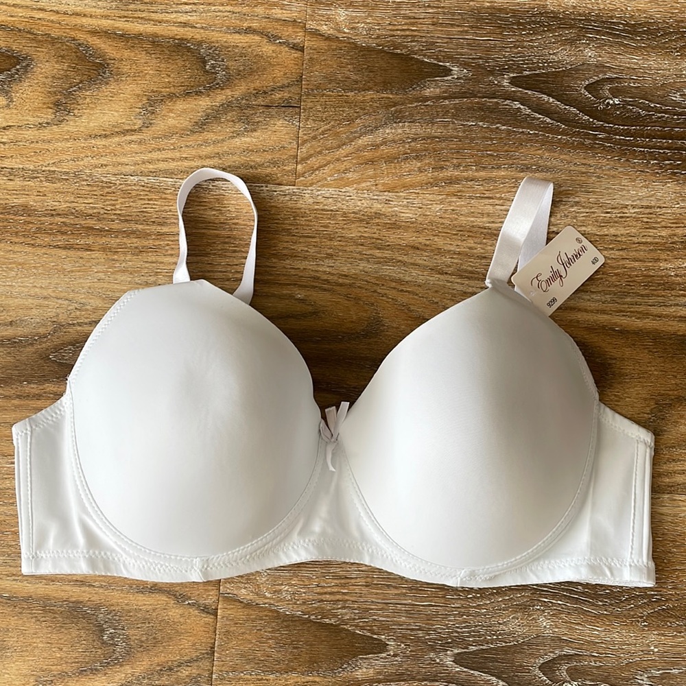 Emily Johnson 9299 Underwire Bra NWT